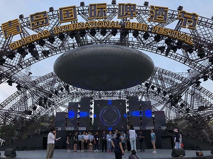 青島燈光音響租賃,青島演出設(shè)備租賃,青島LED屏租賃,暖場創(chuàng)意